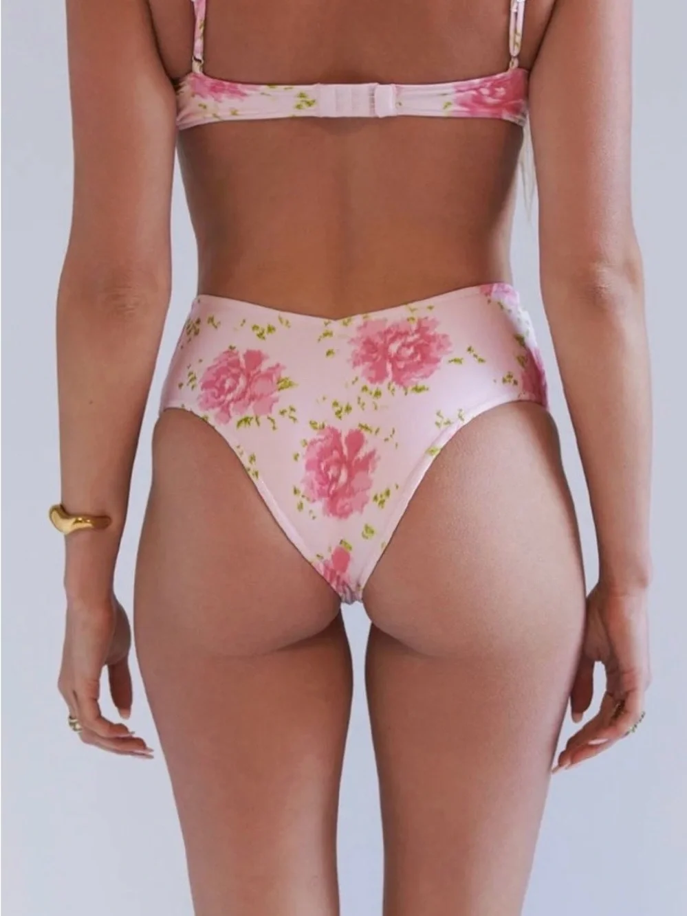 NWT Frankie’s bikinis x Sydney Sweeney Amore mio bikini set
